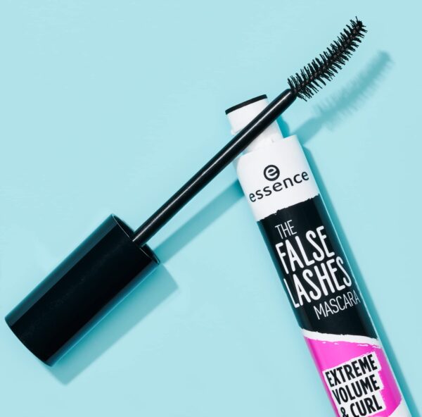 WhatsApp-Image-2023-03-07-at-2.11.18-PM-2.jpeg Essence The False Lashes Mascara Extreme Volume & Curl