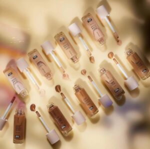 Catrice Soft Glam Filter Fluid tinted foundation