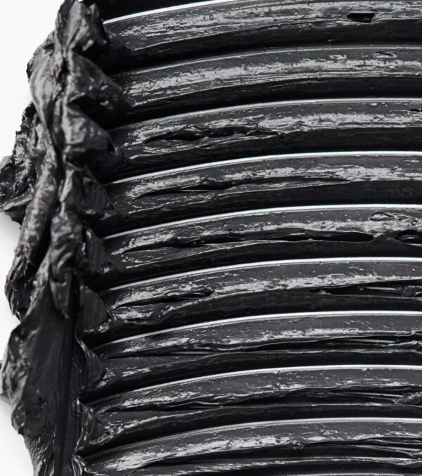 Catrice Volumizing Mascara Tubing Stay In Place