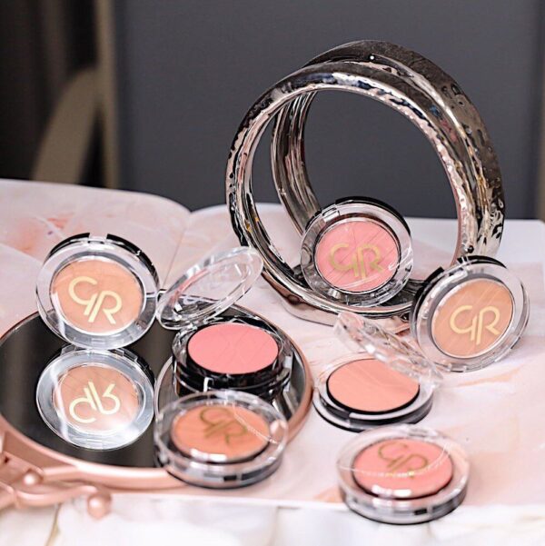Golden Rose powder blush
